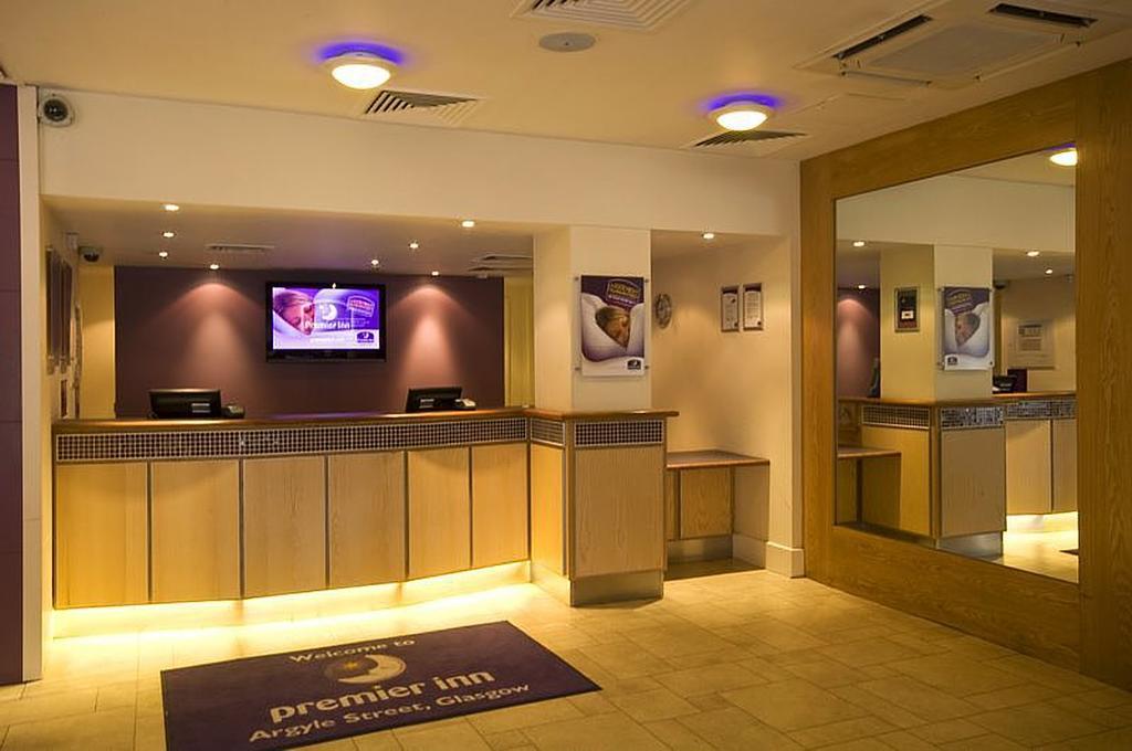 Premier Inn Glasgow City Centre - Argyle Street Zewnętrze zdjęcie